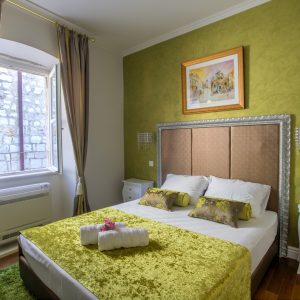 Dominus - Executive Suite